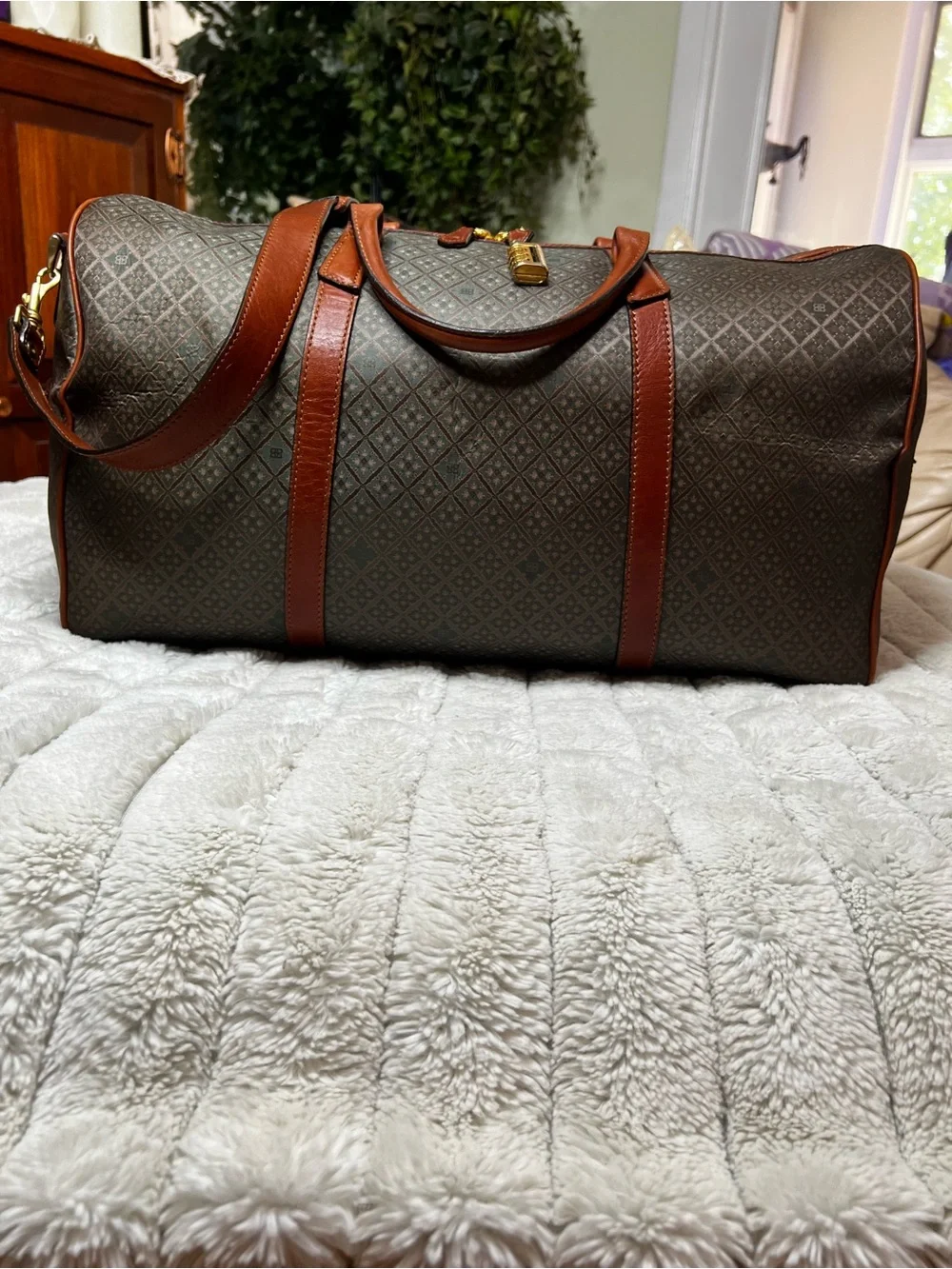 Balenciaga classic unisex